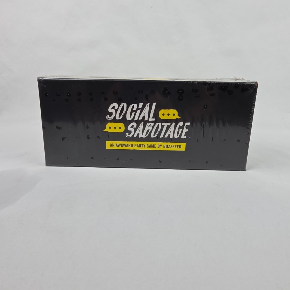Funny Adult Party Game (17+) – Social Sabotage by BuzzFeed 500 Cards – Hilarious